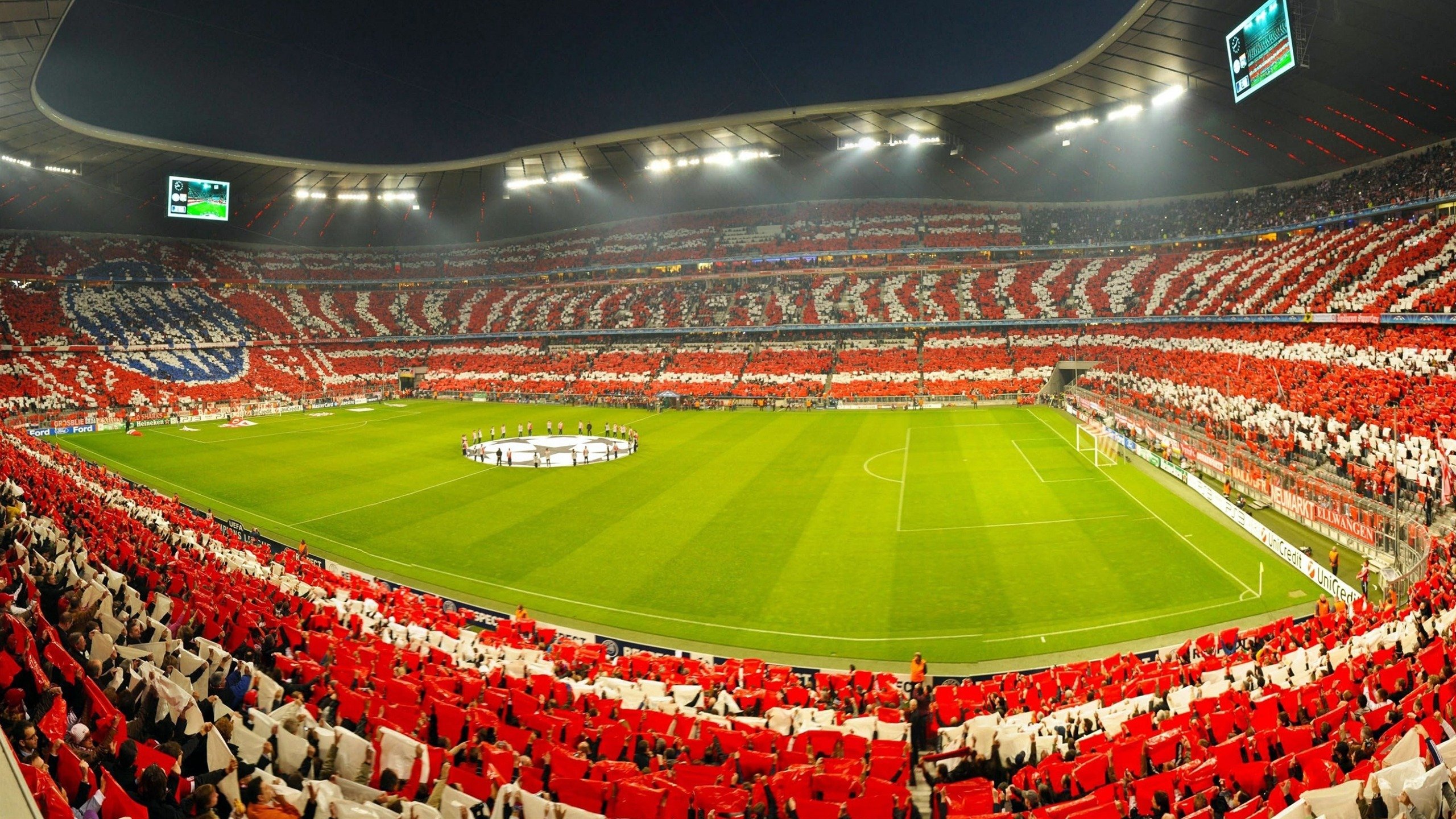 夜幕下的水上灯光秀,融合科技的运动新体验,水上灯光秀文案